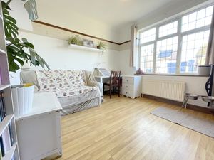 CHAPEL ROAD- click for photo gallery